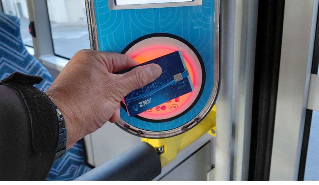 bank card tag on at card reader